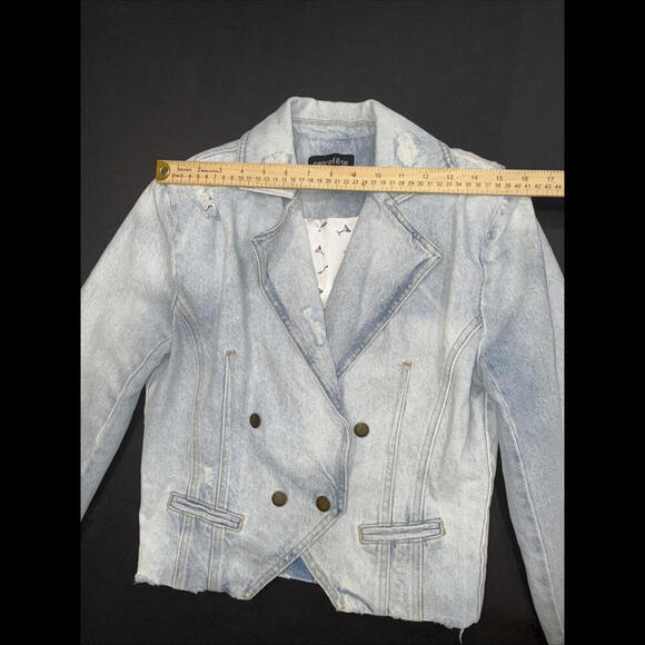 Revolve Retrofête Vivienne Denim Distressed Preppy Designer Jacket SMALL - Picture 12 of 15